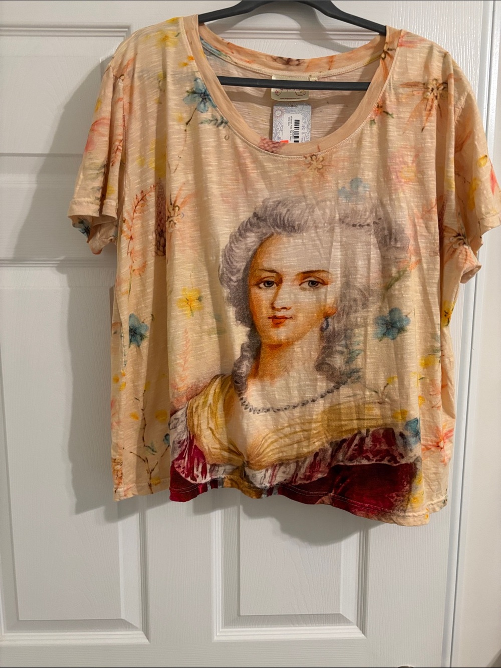Women’s Peach Portrait Print Short Sleeve Top by Paper Lace